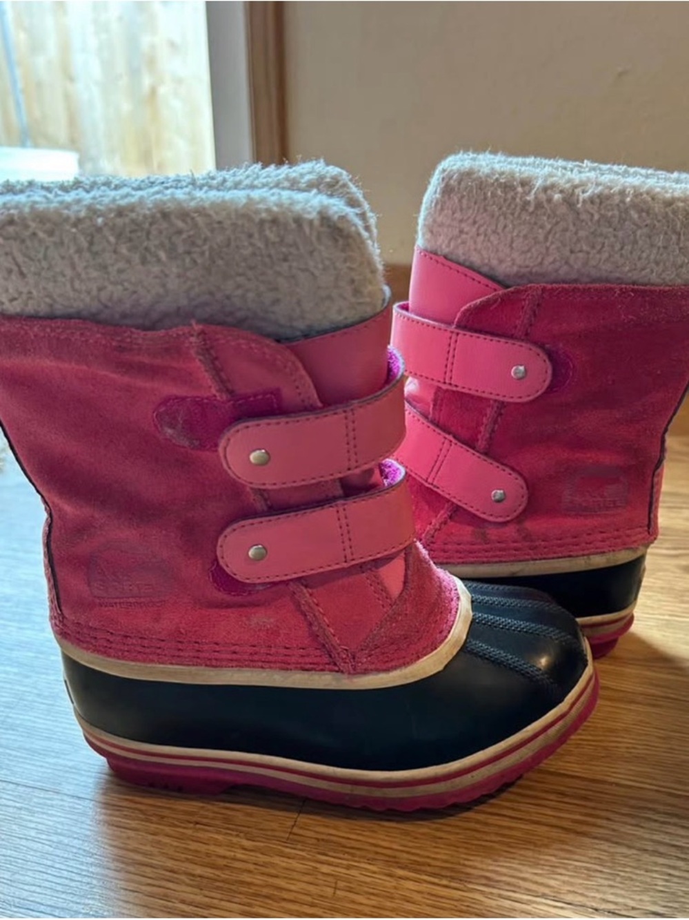 Sorel size 12 Kids Pink and Black Winter Duck Boots with Faux Fur Cuff